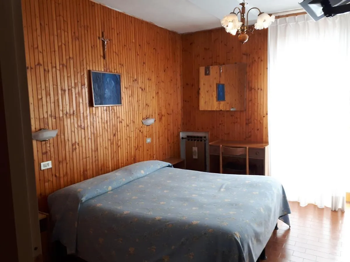 **  Hotel Mazzieri Lama Mocogno Italy